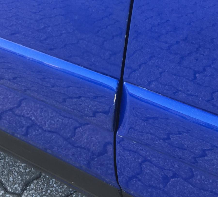 Детали экстерьера Audi S6 Plus (4A, C4) 1996 года  (фото 45 из 58)